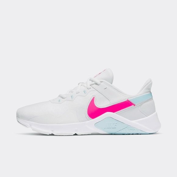 Nike Shoes - Nike Legend Essential 2